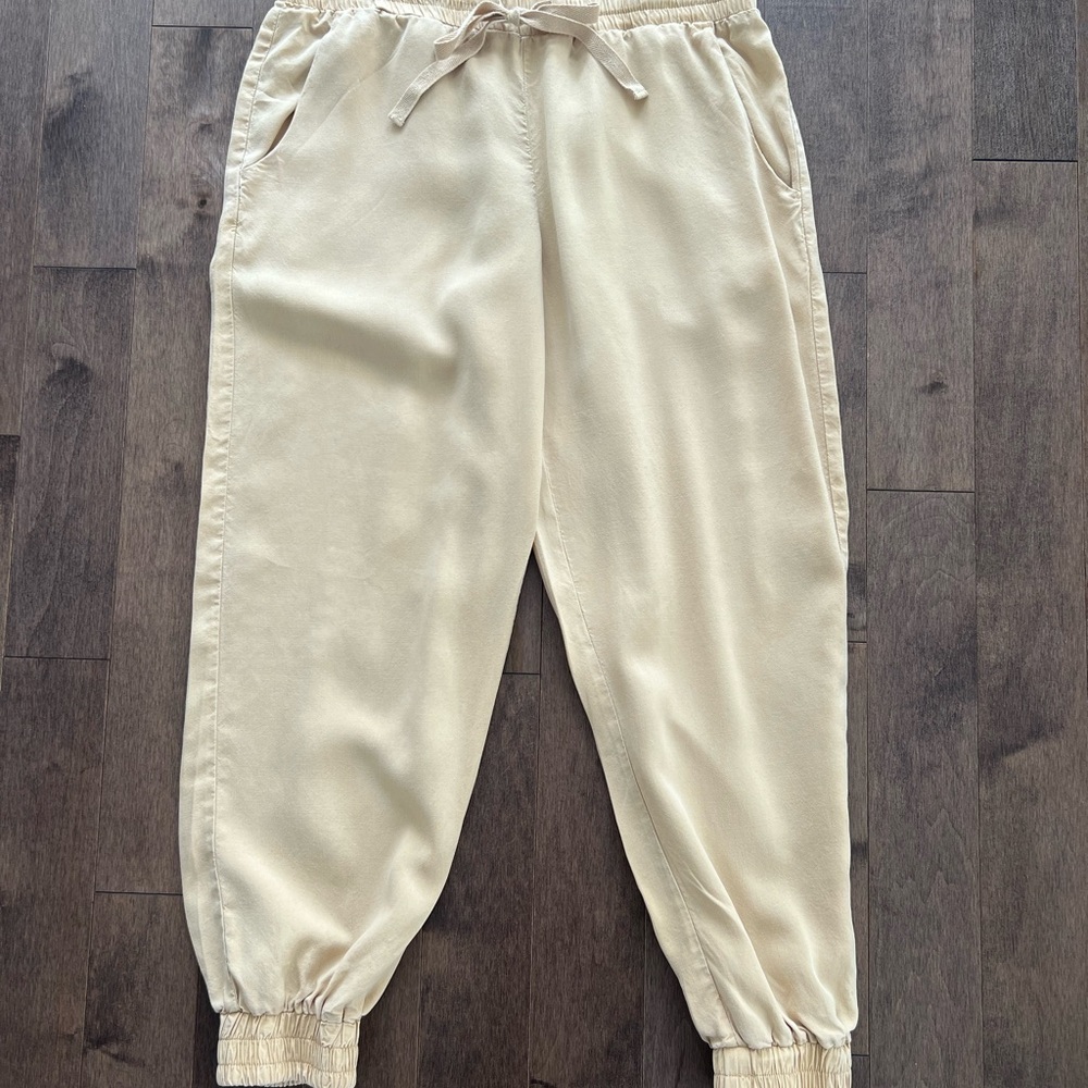 Bella Dahl Cream Elastic Waist Pants – Ankle Length – Size S